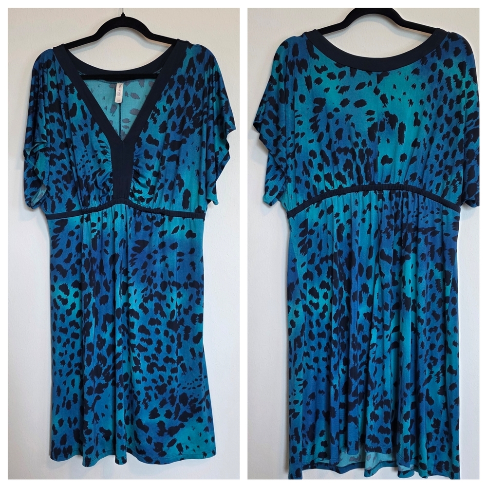 Elegant Blue Leopard Print Dress.